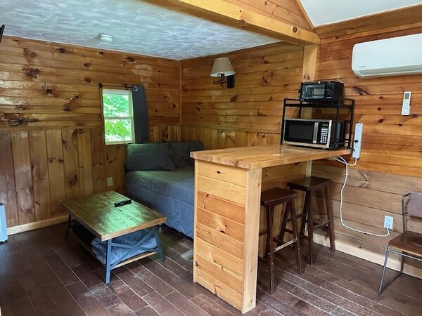 Bear Cub Cove Photo 1